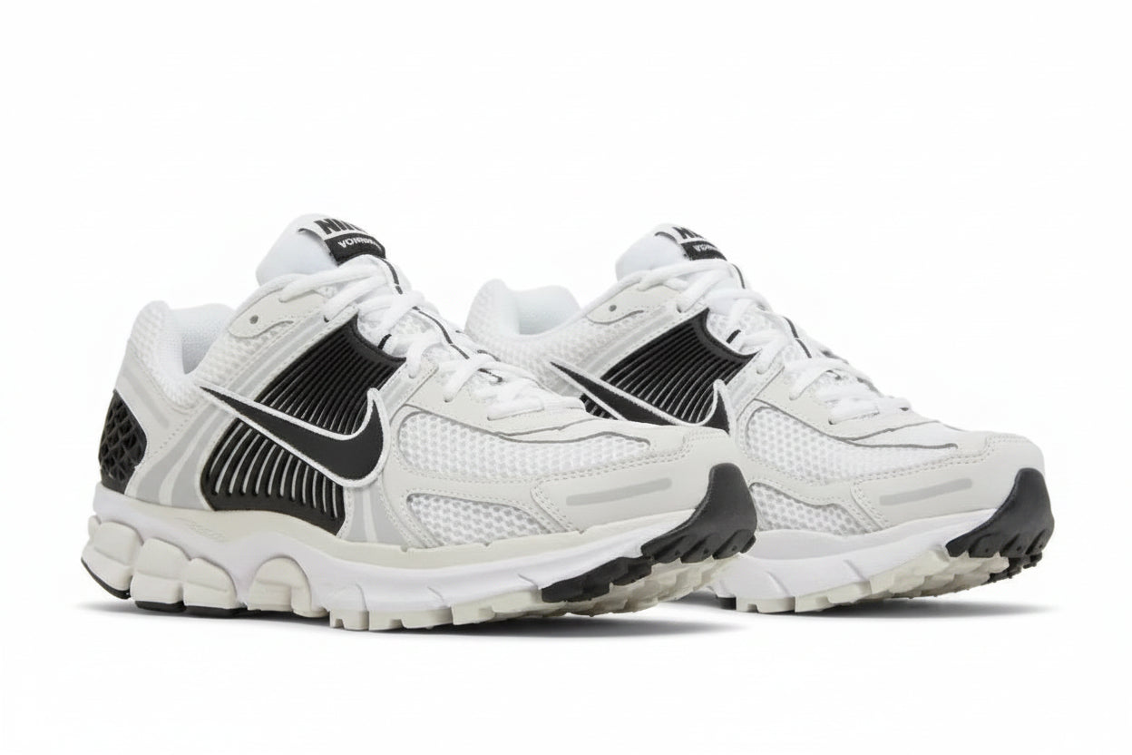 Air Zoom Vomero 5 'White Black'