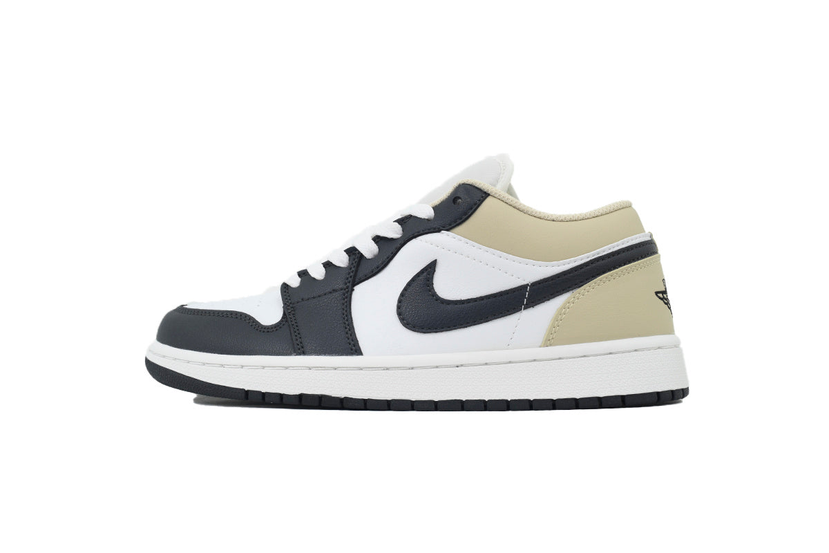 Air Jordan 1 Low GS 'Summit White Off Noir'