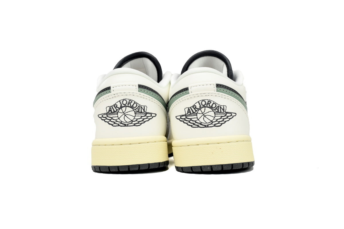 Wmns Air Jordan 1 Low 'Jade Smoke'