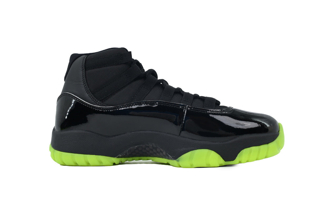Air Jordan 11 Retro Clown