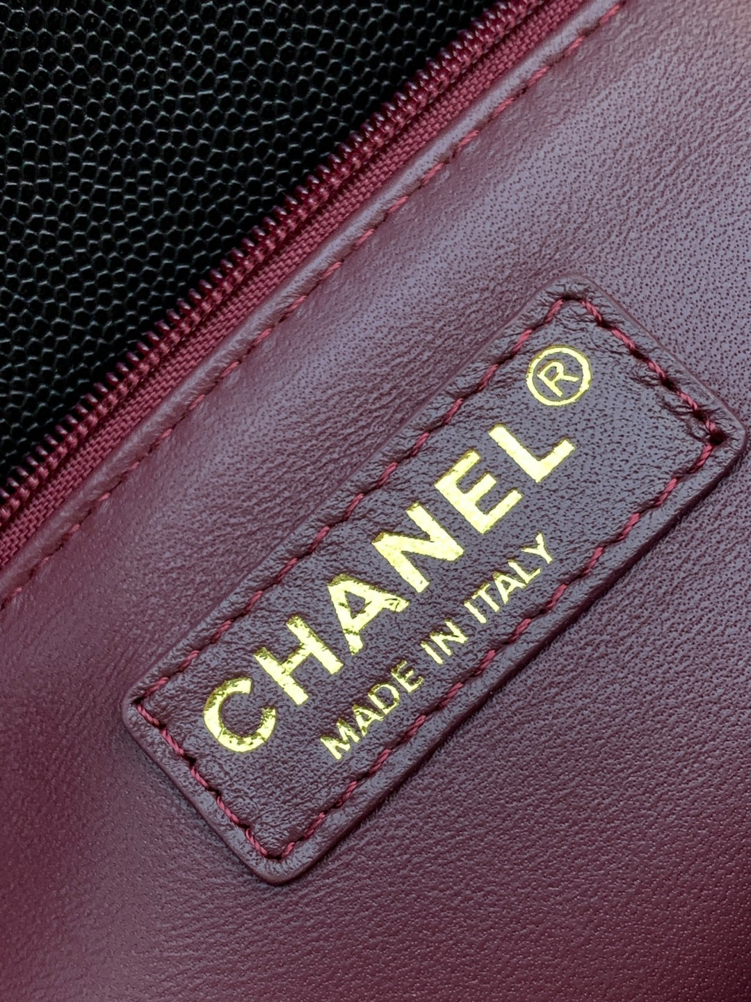 Chanel SSap bag with top handle, Lambskin, black — Fashion